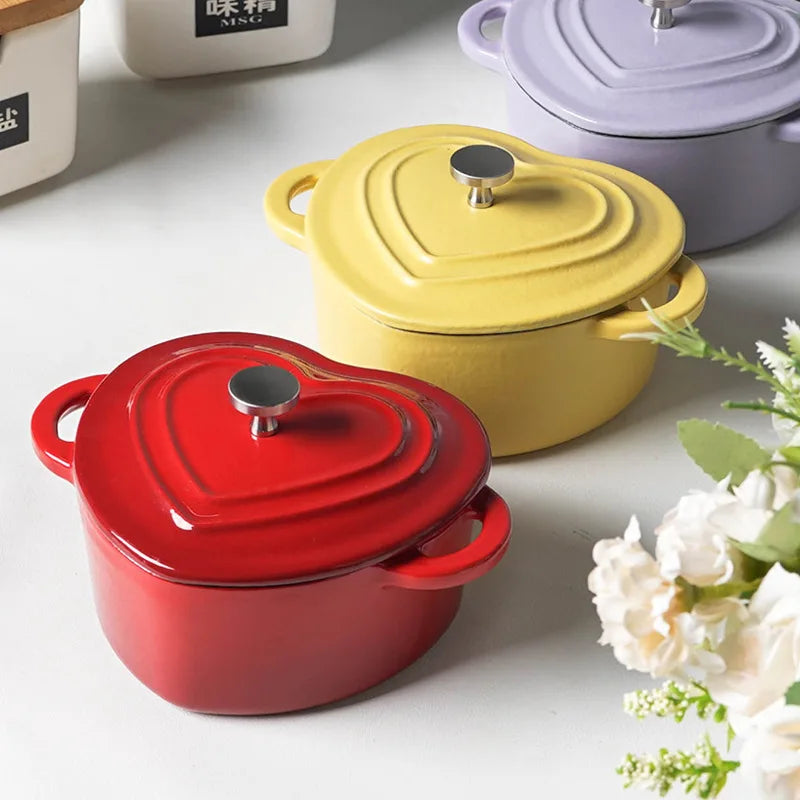 10CM Heart Shaped Red Dutch Oven Small Enameled Cast Iron Pot With Lid Saucepan Casserole Kitchen Accessories Cooking