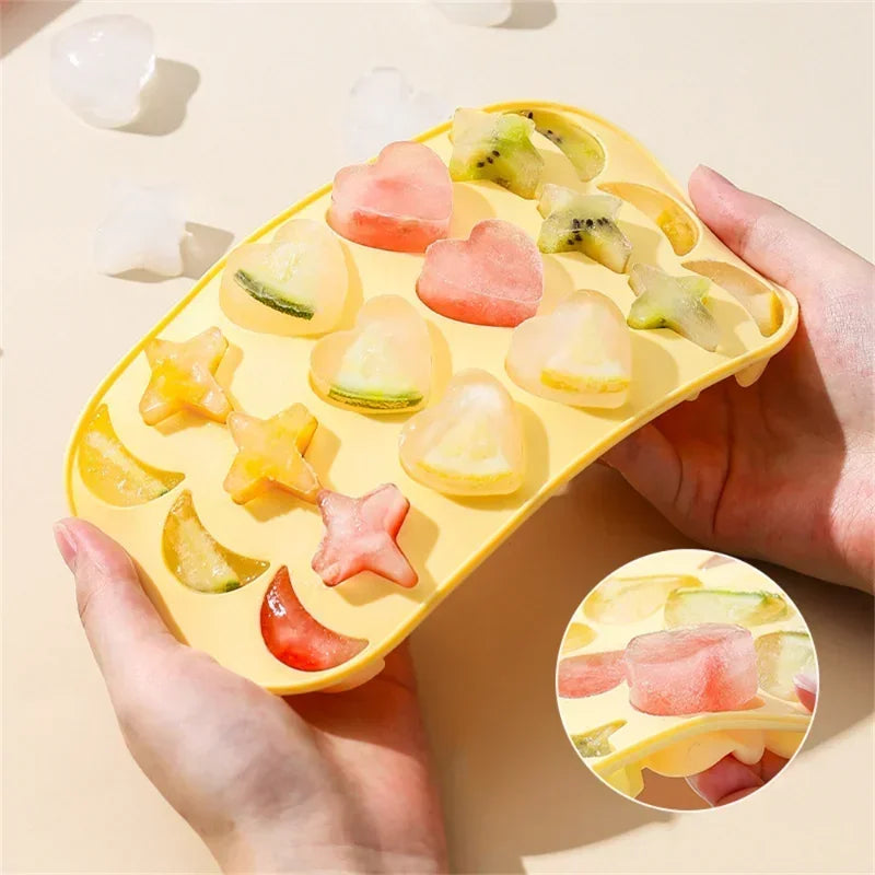 18 Holes Moon Heart Ice Cube Maker Silicone Ice Mold with Lid DIY 3D Stars Ice Tray Juice Drink Whiskey Cocktails