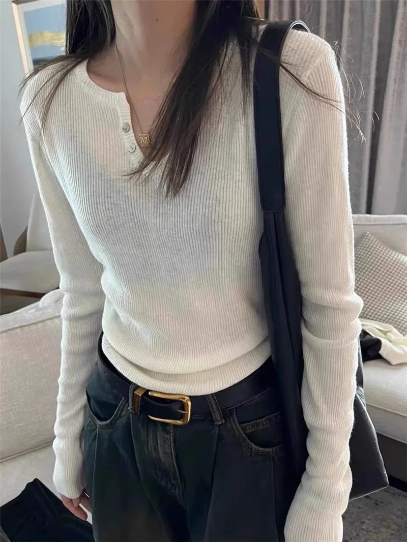 All-in-one thin buckle round neck cashmere knit base for women with a solid color sweater pullover wool long sleeve