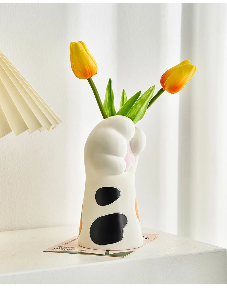 Cute Cat Claw Design Vase Aesthetic Room Decoration Home Flower Pot Modern Table Decorative Vases Creative Bookshelf