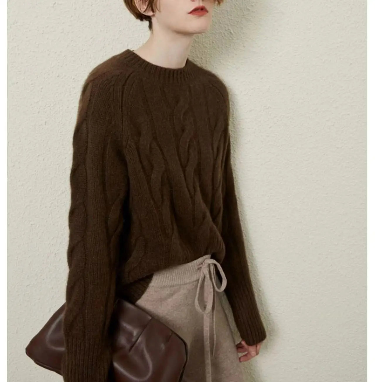 European station round neck thick short cashmere sweater women’s loose pullover autumn/winter twisted fleece bottom knit