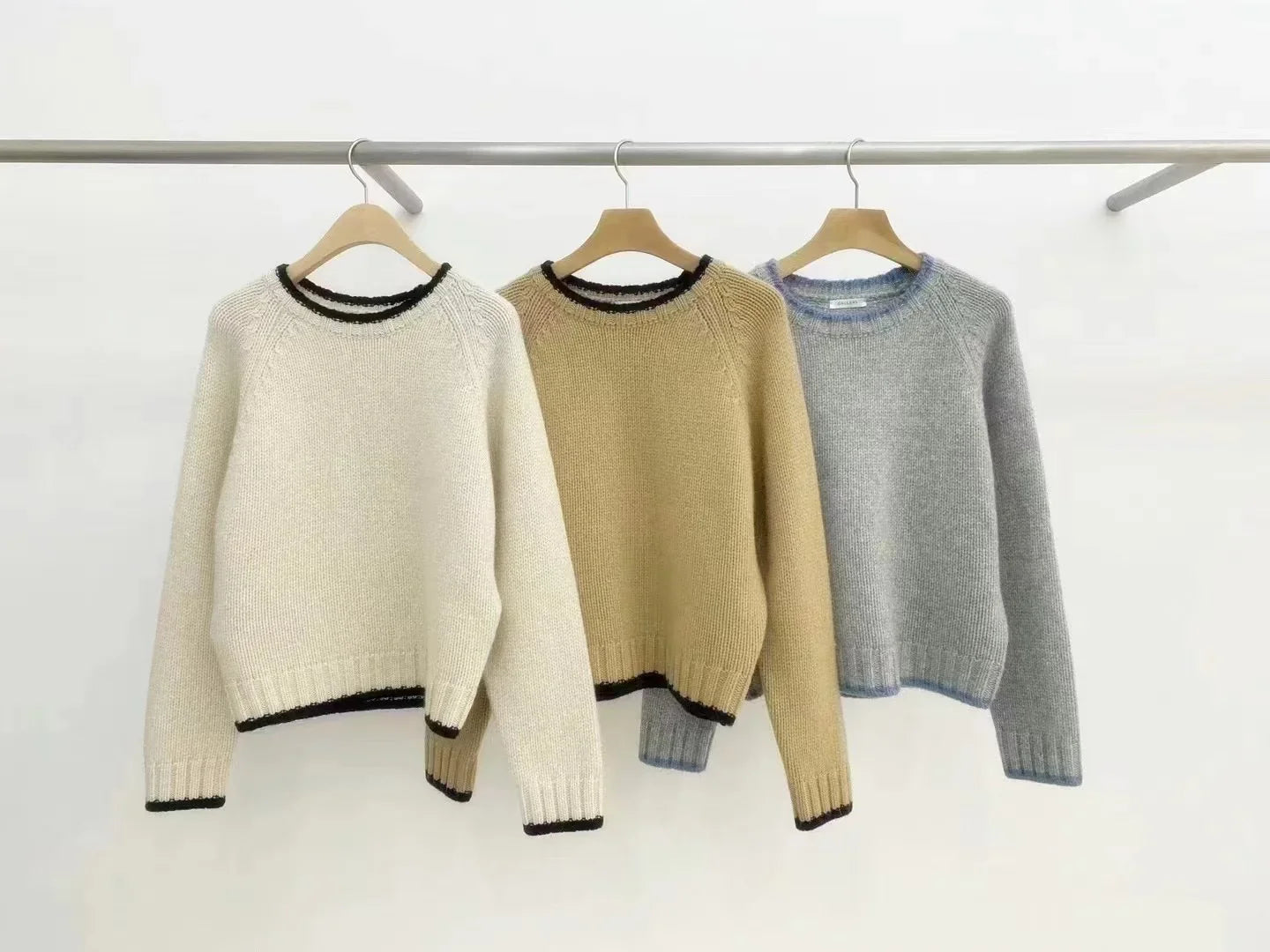 Fashion match color round neck cashmere sweater women’s autumn/winter Korean version thick wool base sweater loose