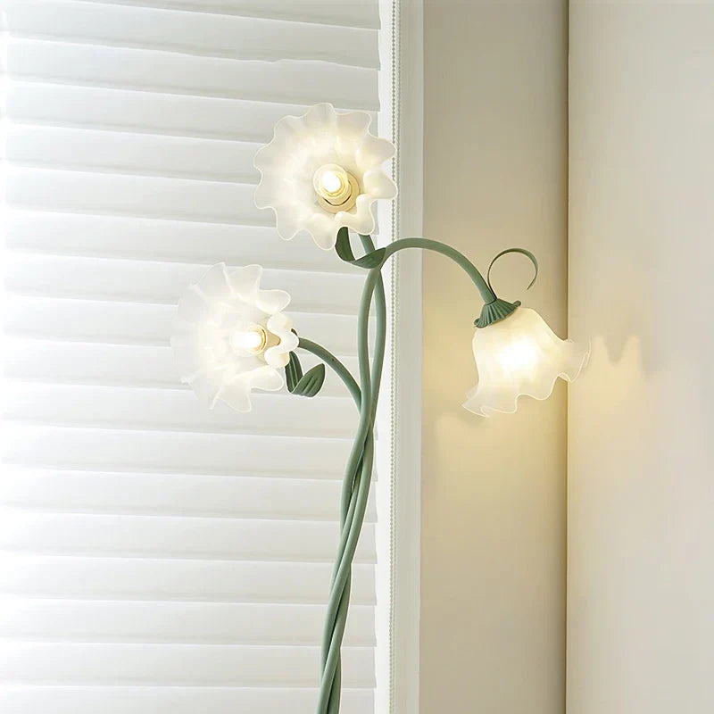 Flower Floor Lamp E26 Elegant 3 Head Lily Floor Lamp Tall 67 in with Adjustable Light and Foot Switch for Living Room