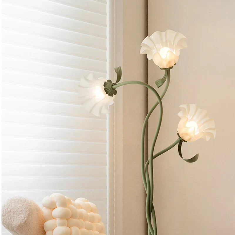 Flower Floor Lamp E26 Elegant 3 Head Lily Floor Lamp Tall 67 in with Adjustable Light and Foot Switch for Living Room