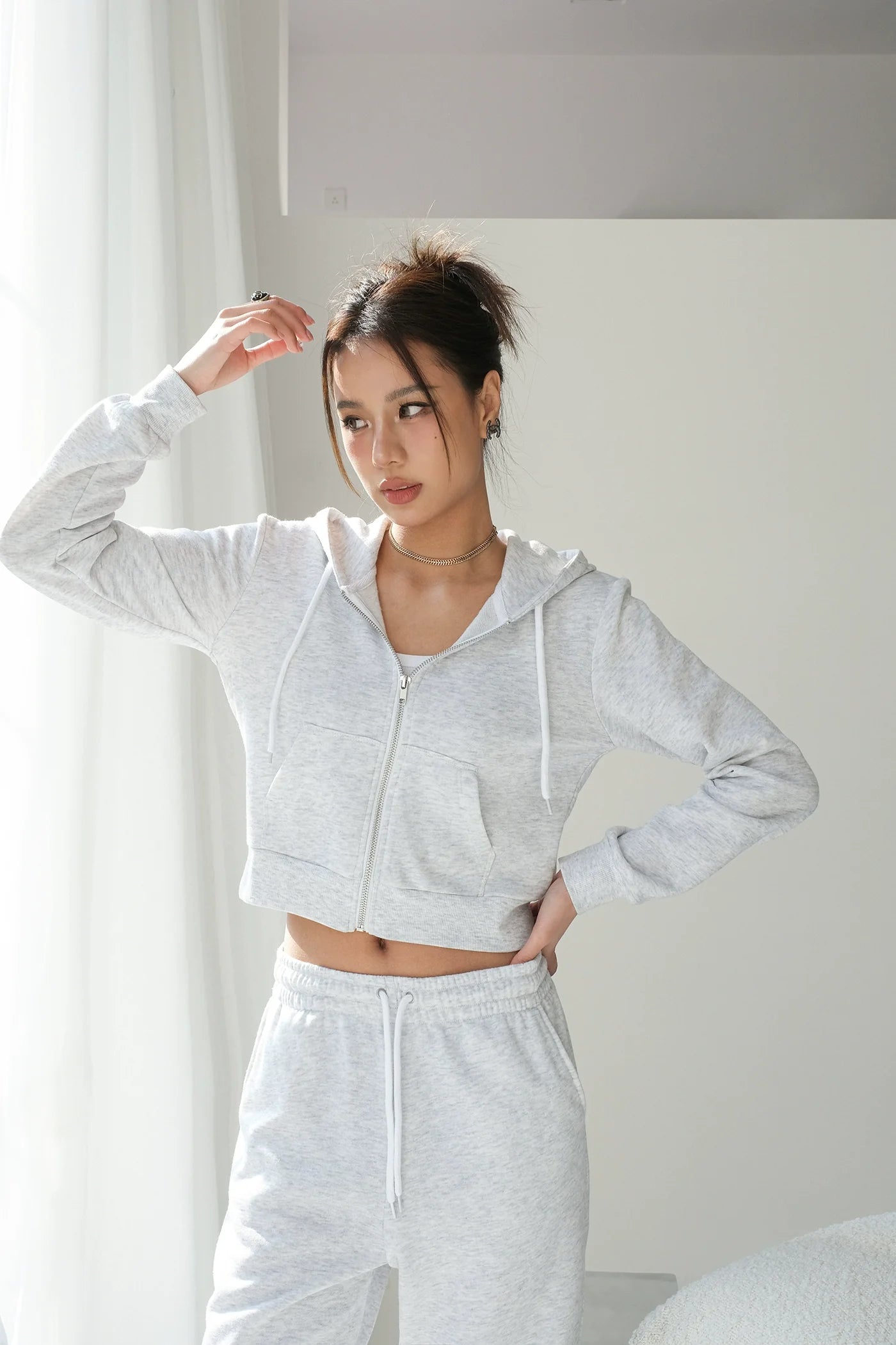 Retro Short Sports Pants Soft Glutinous Hooded Sweatshirt