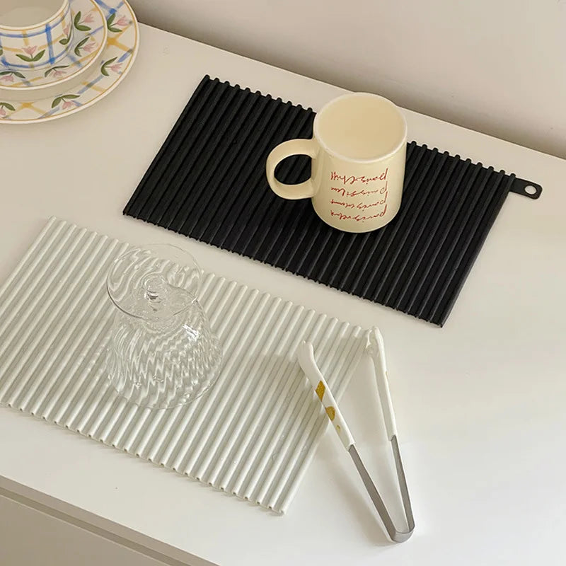 Silicone Drying Mats Drain Mat Kitchen Tableware Drainer Tray Worktop Placemat for Dining Table Placemats Kitchen