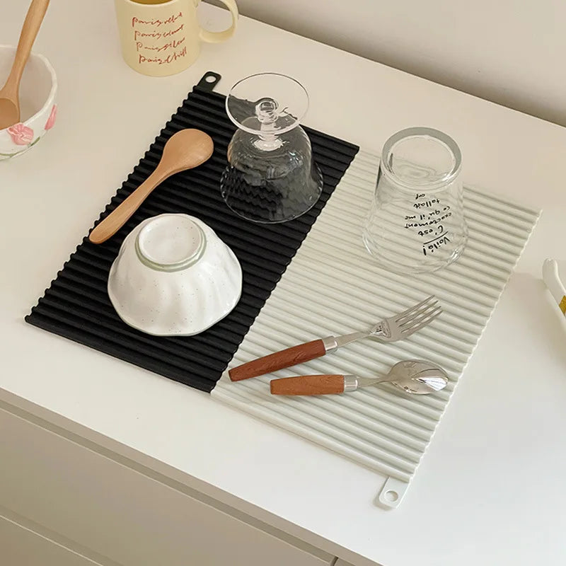 Silicone Drying Mats Drain Mat Kitchen Tableware Drainer Tray Worktop Placemat for Dining Table Placemats Kitchen