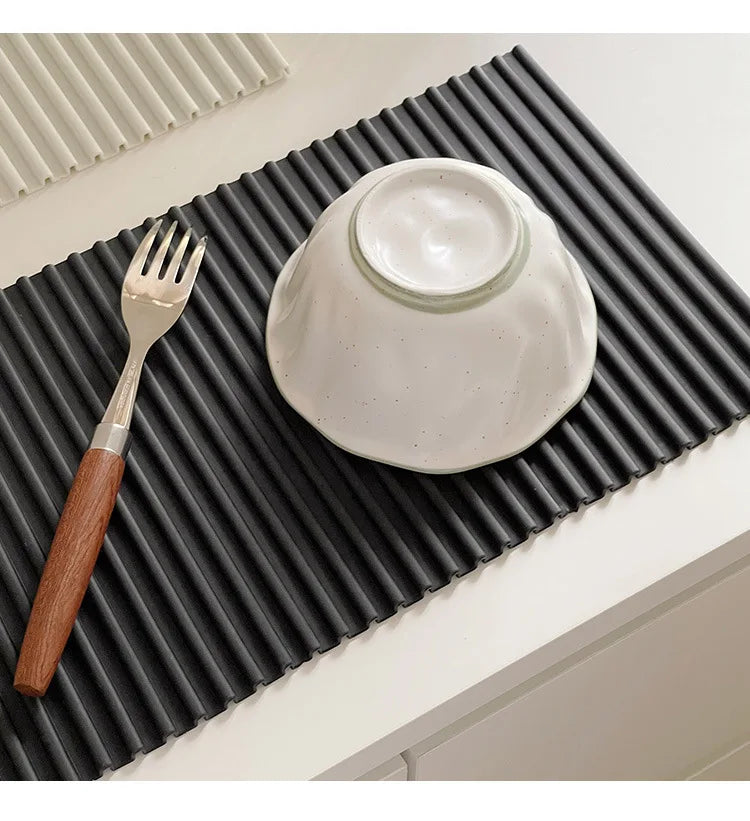 Silicone Drying Mats Drain Mat Kitchen Tableware Drainer Tray Worktop Placemat for Dining Table Placemats Kitchen