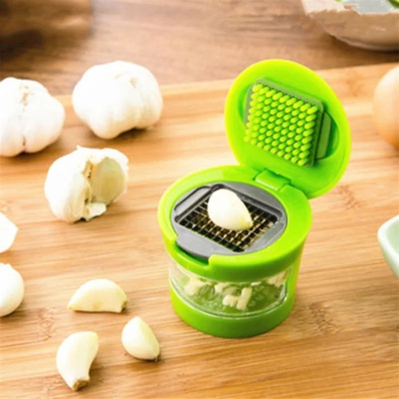 Stainless Steel Manual GarlicPress Household Garlic Masher Kitchens GarlicCutter Minced Machine Tool Kitchen Gadget