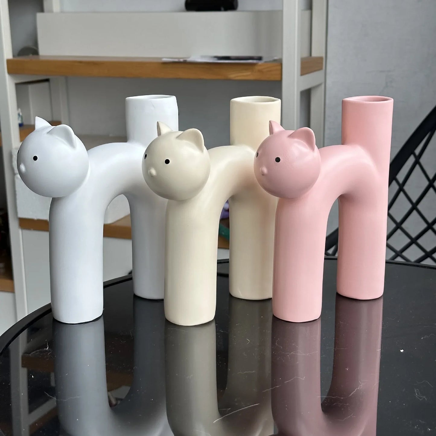 Tube Shaped Cat Resin Vase Creative Cute Modern Minimalist Home Vase Decoration Flower Vase