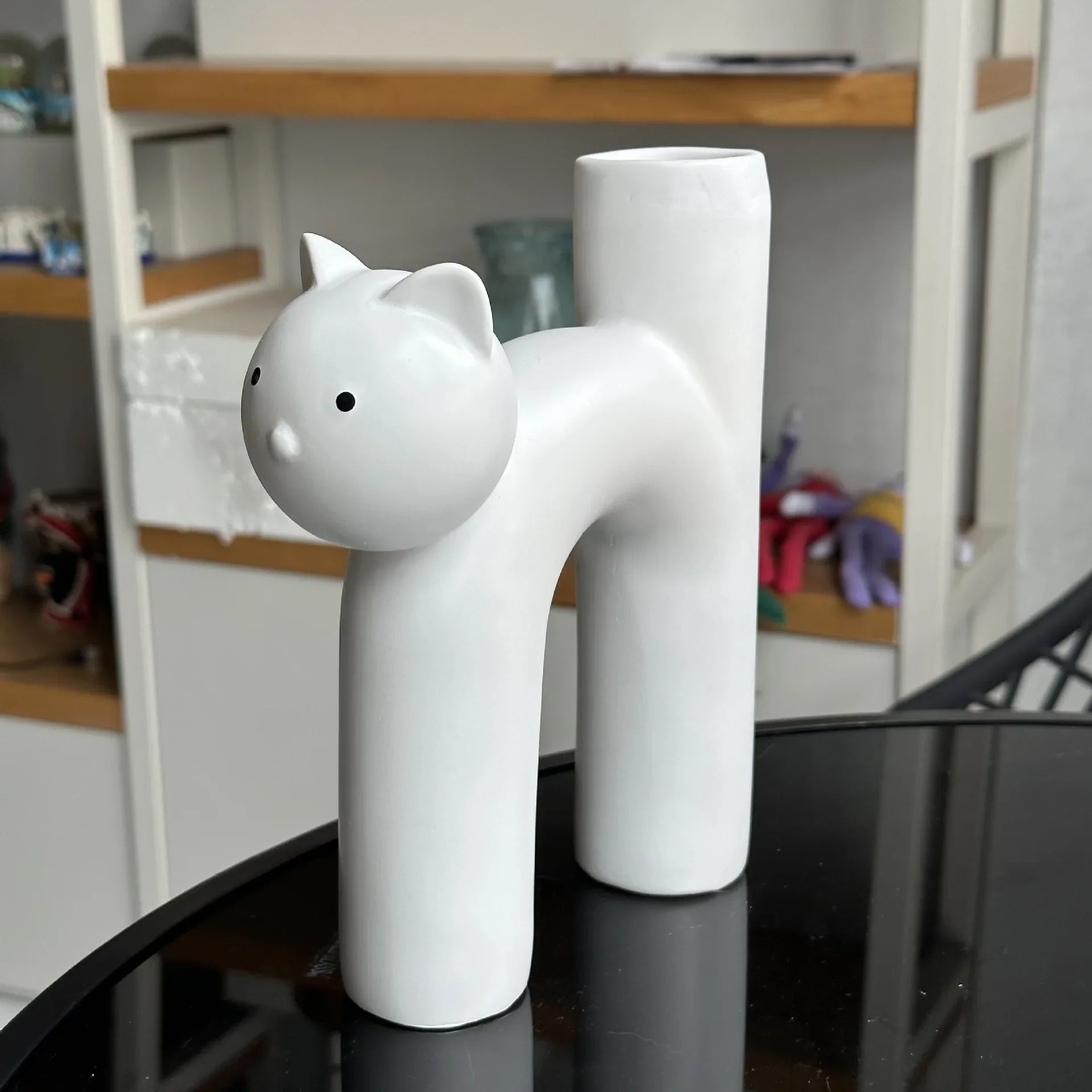 Tube Shaped Cat Resin Vase Creative Cute Modern Minimalist Home Vase Decoration Flower Vase