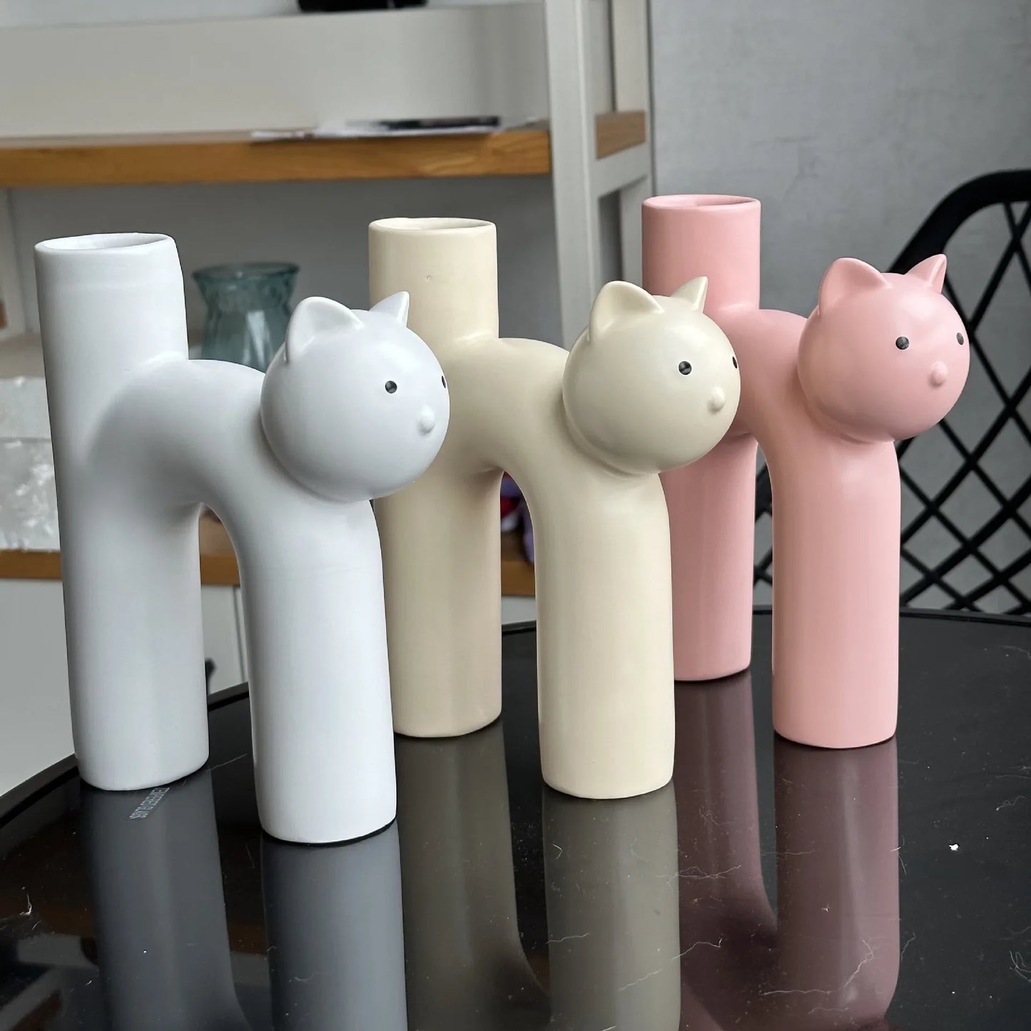 Tube Shaped Cat Resin Vase Creative Cute Modern Minimalist Home Vase Decoration Flower Vase